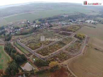 cena včetně právního servisu a odměny zprostředkovatele , Du