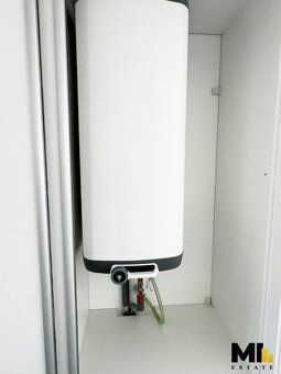 Nabízíme k prodeji atraktivní byt 2 + kk, půdní vestavbu. By