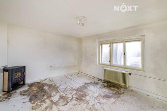 Nabízíme ke koupi rodinný dům v původním stavu na atraktivní