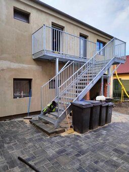 Nabízíme k pronájmu moderní byt 2+kk o velikosti 44 m² v nov