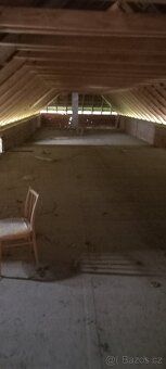 Sell agricultural property in quiet rural location in village 