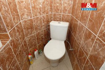 Nabízíme k prodeji prostorný byt 2+1 o rozloze 80 m², situov