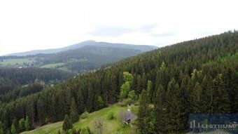 We offer for sale a cottage in a beautiful location, in the village of Krásná, Frýdek-Místek