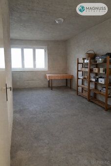 V zastoupení majitele nabízíme k prodeji prostorný rodinný d