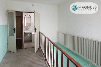 V zastoupení majitele nabízíme k prodeji prostorný rodinný d