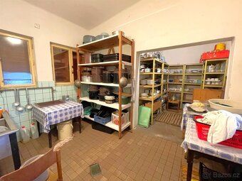 In exclusive representation of the owner we offer for sale a public amenity facility located…