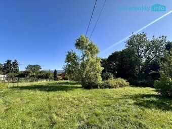 We offer for sale a building plot of 1285 m² which is located in the popular village just 3 km…