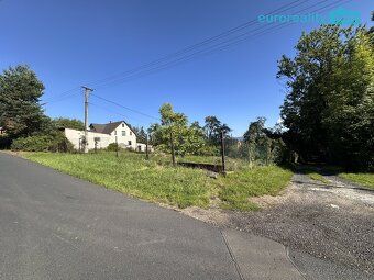 We offer for sale a building plot of 1285 m² which is located in the popular village just 3 km…