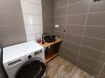 We offer for rent a very bright and cozy apartment of 4+1 room layout and floor area of 64 m²…