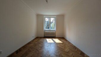 Městská část Praha 10 vyhlašuje veřejnou soutěž o nájem obec
