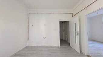 Městská část Praha 10 vyhlašuje veřejnou soutěž o nájem obec