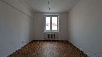 Městská část Praha 10 vyhlašuje veřejnou soutěž o nájem obec
