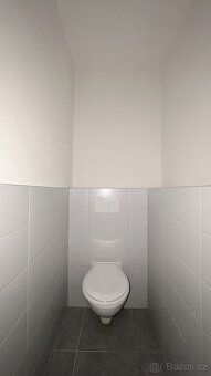 Městská část Praha 10 vyhlašuje veřejnou soutěž o nájem obec