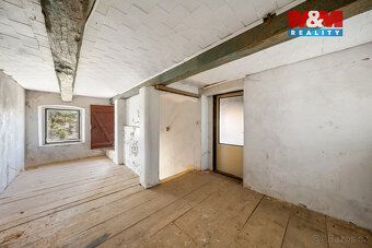 Do you dream of living in the countryside yet still within city reach?