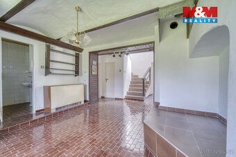 We offer for sale a spacious and sunny family house with usable area of 248 sqm in Rudoltice near Cernikovo.