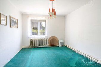 REALDOMUS will mediate for you on behalf of the owner as an exclusive agent