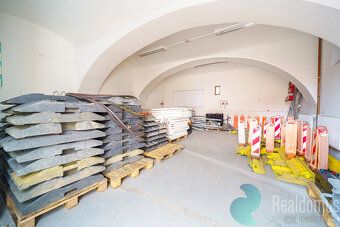 REALDOMUS exclusively represents the owner for sale of commercial premises in Libníč near České Budějovice