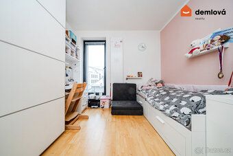 Nabízíme k prodeji výjimečný byt o dispozici 4+kk v prestižn