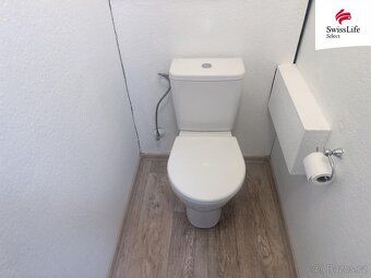 Pronájem světlého bytu 2+1 po rekonstrukci, ul. Úpská, Trutn
