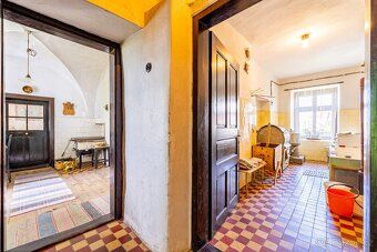 Looking for a unique place with history, soul and potential?