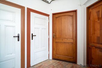 Nabízíme k pronájmu bytovou jednotku 2+1 o velikosti 46 m2 +