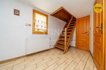 On behalf of the owner we offer for sale a picturesque cottage in