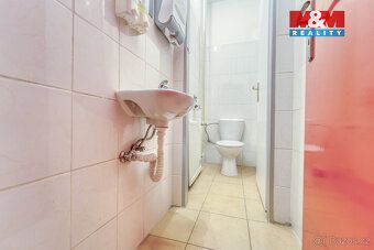 Nabízíme k pronájmu lukrativní obchodní prostory o výměře 20