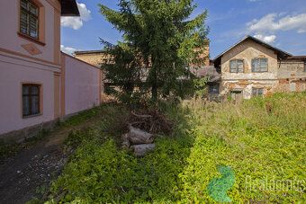 Exclusive Realdomus listing for sale of unique historical property, apartment house built in 1890.