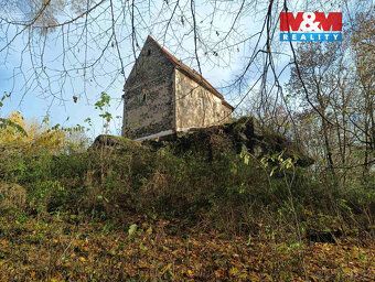 We offer for sale a majority stake of 83% in a family house located in Kutná Hora