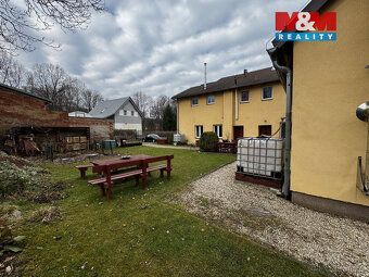 Nabízíme k prodeji atraktivní mezonetový, kompletně zrekonst