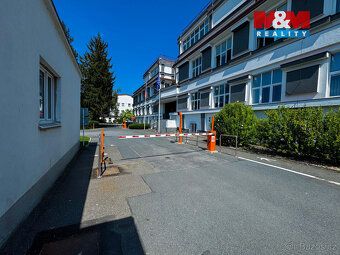 Commercial space for rent in a desirable location