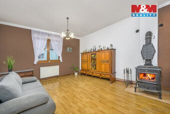 Nabízíme k prodeji objekt pneuservisu u hlavní silnice na ok