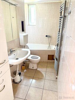 🏠 Pronájem prostorného bytu 3+1 v Bitozevsi (okr. Louny)
Hle