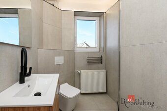 Prodej, řadový rodinný dům 4+1, 397 m², Štěnovice, ul. Lilio