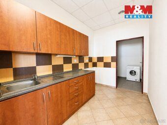 We offer for rent warehouse space of total area 196 sqm