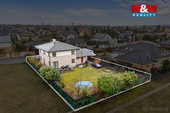 Rodinný dům 5+1, moderní bydlení v Buštěhradu, ideální pro r