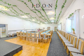 We offer you for purchase an established restaurant in Měrkovice, where it is possible to buy…