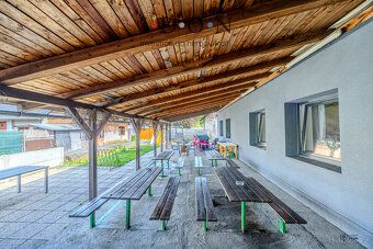 We offer you for purchase an established restaurant in Měrkovice, where it is possible to buy…