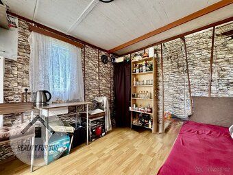 Exclusive opportunity to buy large established garden in personal property