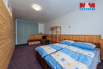 Prodáme dvougenerační dům se zahradou v Mariánské u Jáchymov
