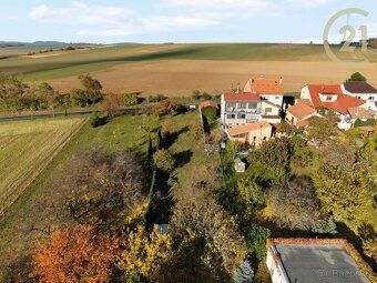 We offer for sale a sunny building plot of approximately 640 sqm in the popular village of…