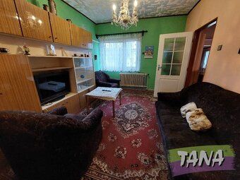 Ev.č. 00401 Prodej rodinného domu s vlastní zahradou v obci 