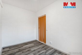 Nabízíme pronájem slunečnného bytu 2+1 42 m2 v 5. patře bez 