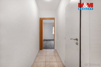 Nabízíme pronájem slunečnného bytu 2+1 42 m2 v 5. patře bez 
