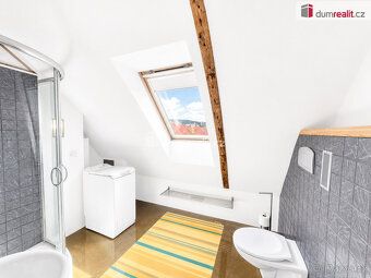 , Pronájem plně vybaveného podkrovního bytu 1+kk, 28 m² – Ús