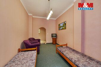 Pronájem bytu 3+1, 67 m2, ve prvním patře renovovaného bytov