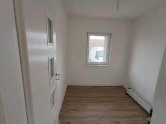 Mobilní dům 36m na prodej! 1 ložnice kuchyň + obývák koupeln