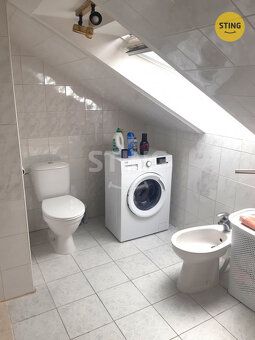 Nabízíme pronájem krásného podkrovního bytu 3+1 s terasou ve