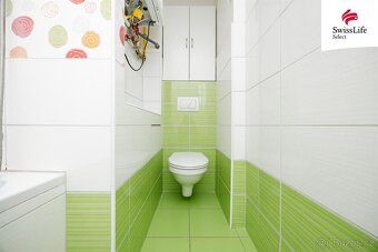 Nabízíme k pronájmu byt 2+kk s balkonem na Renneské třídě v 