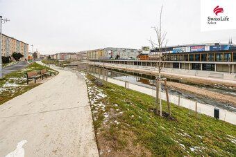 Nabízíme k pronájmu byt 2+kk s balkonem na Renneské třídě v 